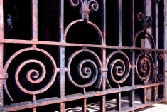 שערים לבית - היתרונות של שערי אלומיניום