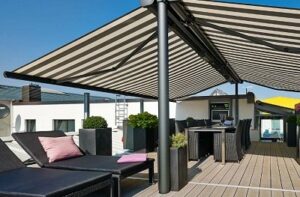 קונטרסט- סוככים פרגולות וגדרות